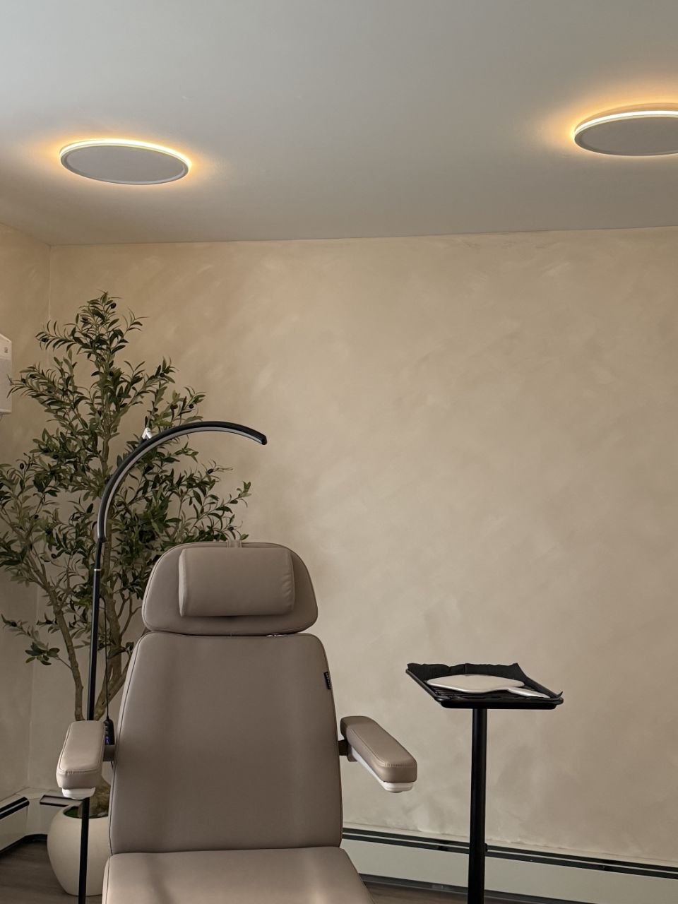 Aura Clinic
